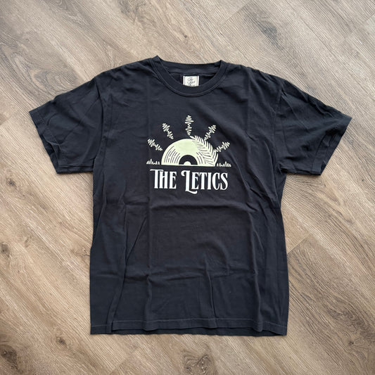 Sun Waves - Tee (JET BLACK)